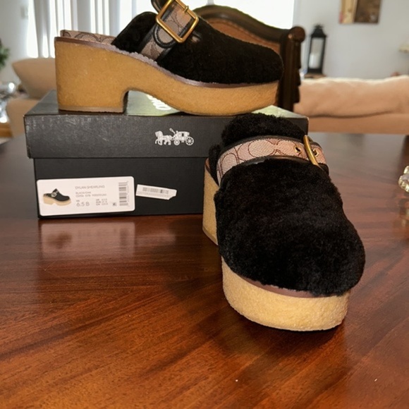 NEW‼️COACH Dylan Shearling Platform Clogs - Picture 12 of 12